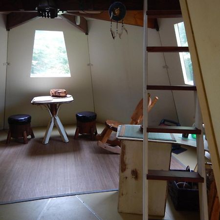 Aux Tipis De La Riviere Sauvage Villa Saint Romain Buitenkant foto
