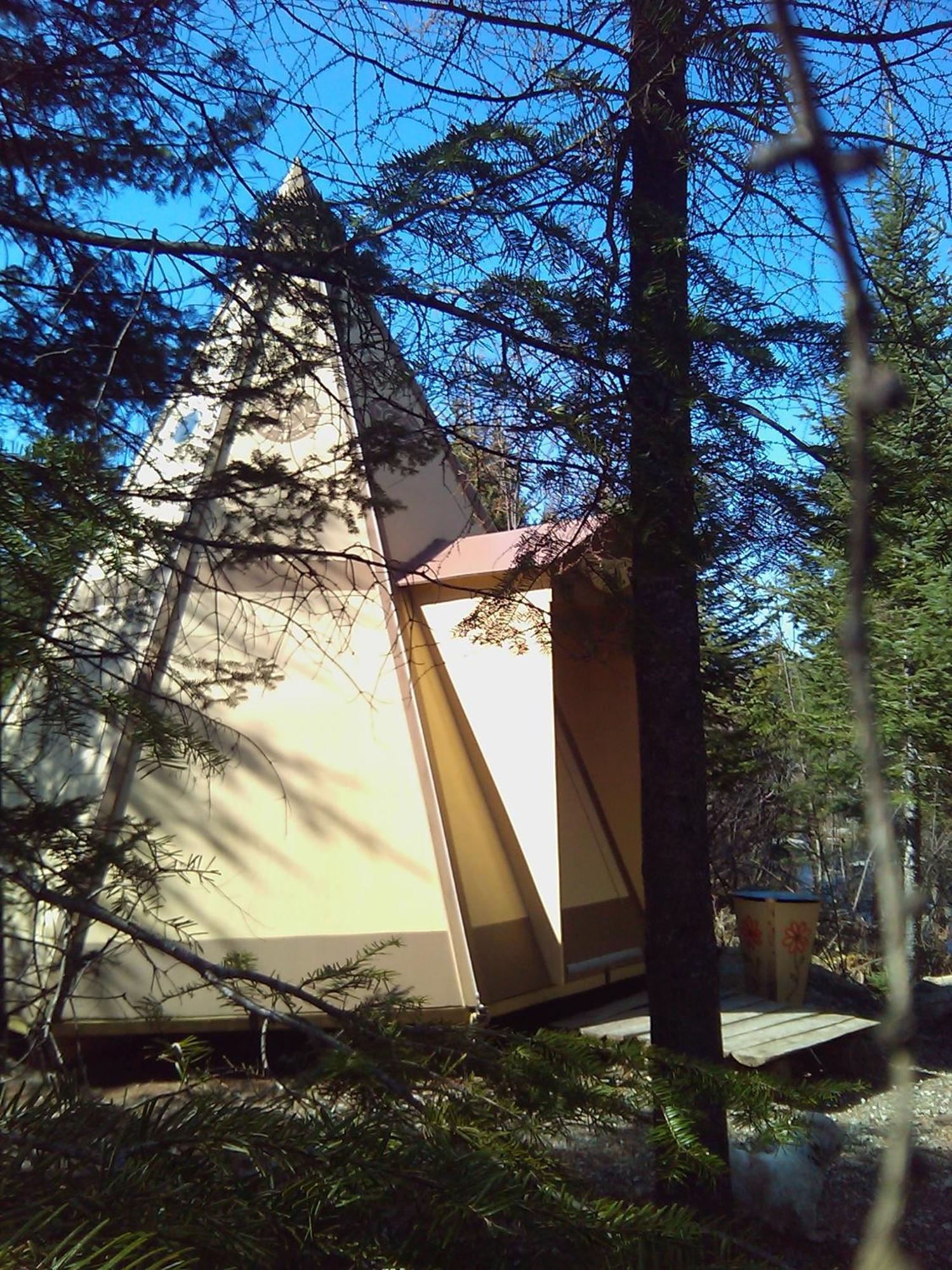 Aux Tipis De La Riviere Sauvage Villa Saint Romain Buitenkant foto