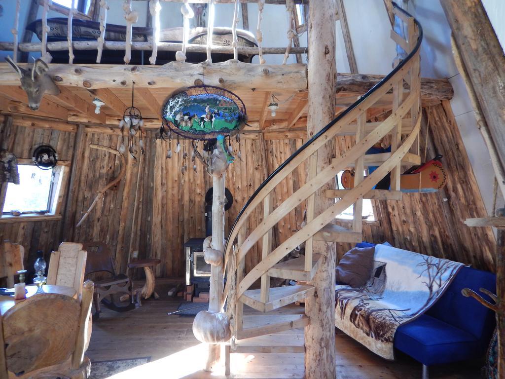 Aux Tipis De La Riviere Sauvage Villa Saint Romain Buitenkant foto