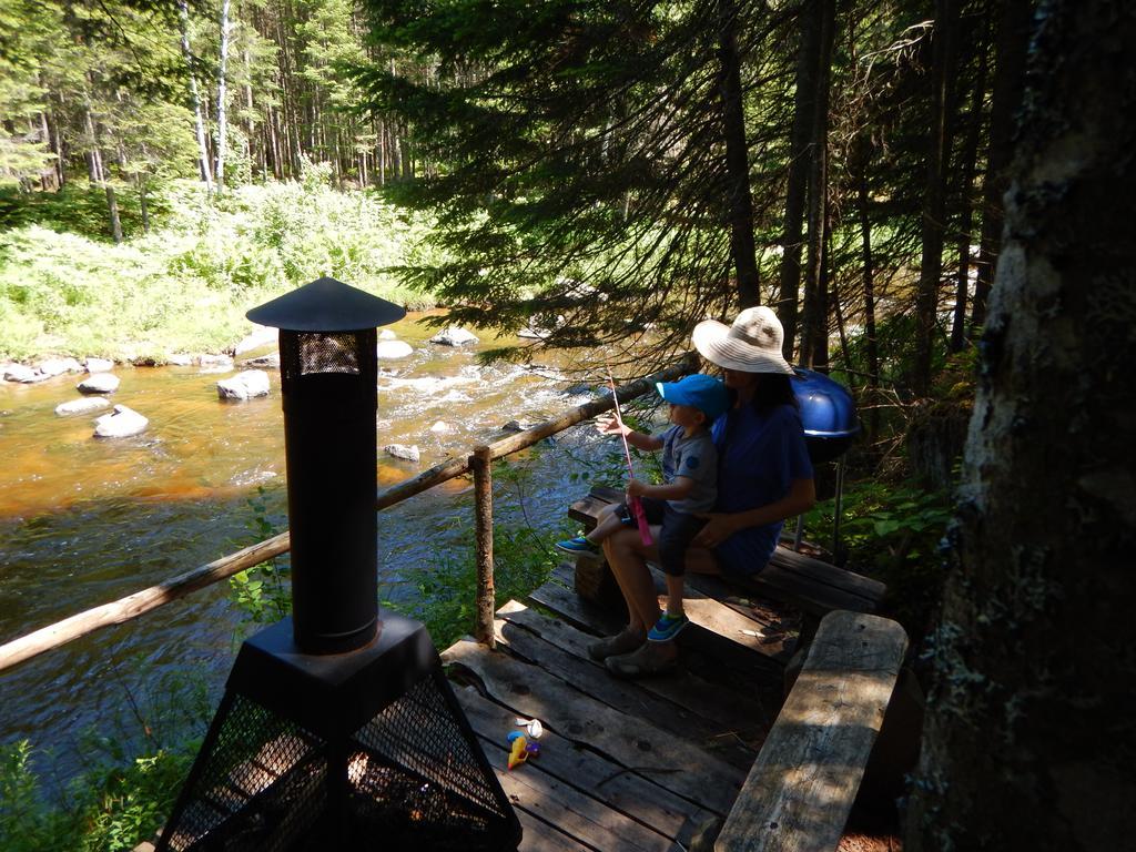 Aux Tipis De La Riviere Sauvage Villa Saint Romain Kamer foto